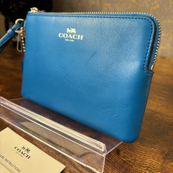 Coach Blue Leather Wristlet Clutch - Picture 2 of 9